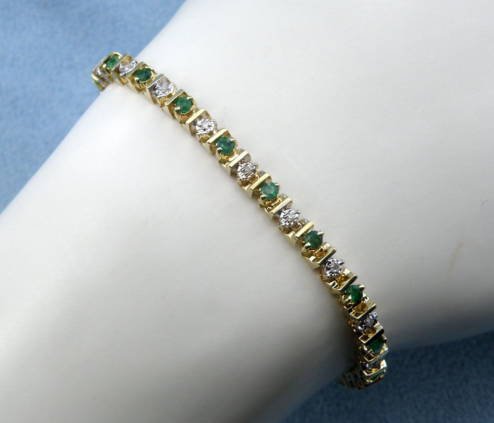 2.00cttw Emerald & Diamond Tennis Bracelet,7"-14K Yellow Gold 2.00cttw Emerald & Diamond Tennis Bracelet,7"-14K Yellow Gold