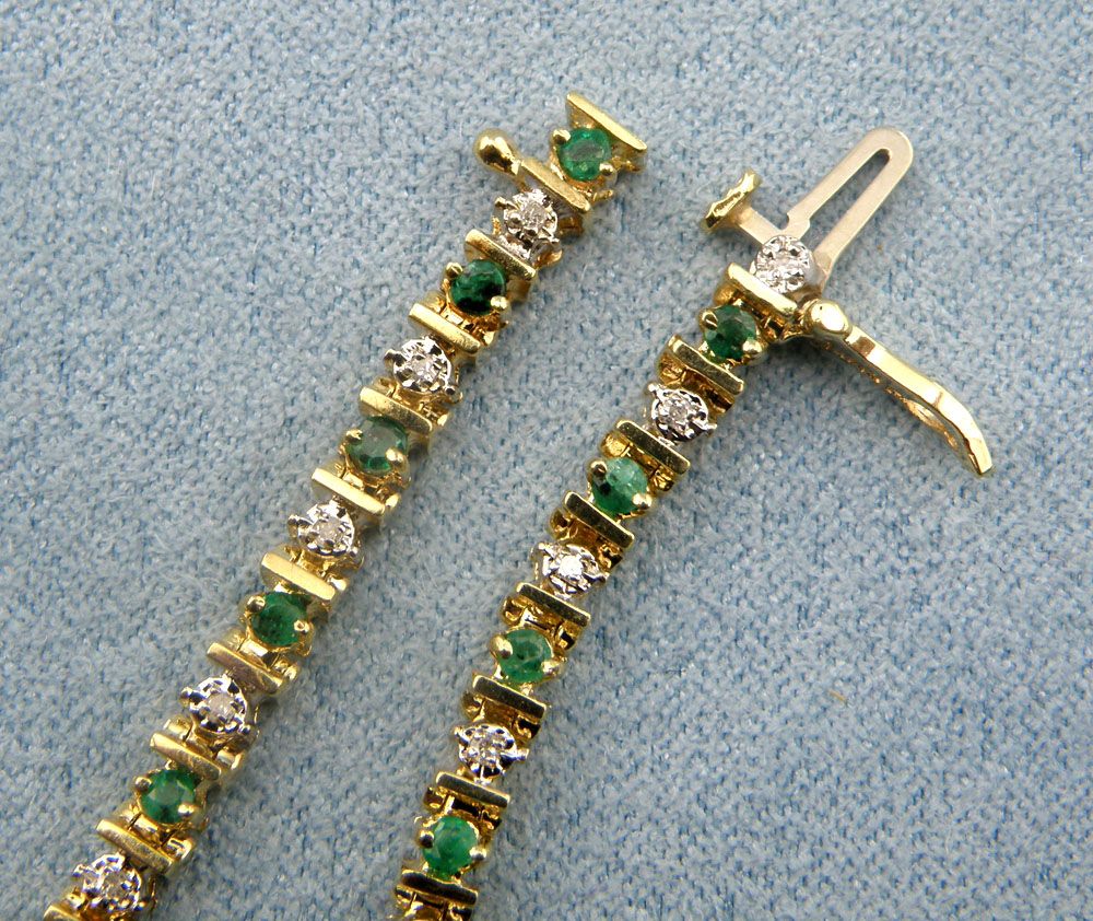 2.00cttw Emerald & Diamond Tennis Bracelet,7"-14K Yellow Gold 2.00cttw Emerald & Diamond Tennis Bracelet,7"-14K Yellow Gold