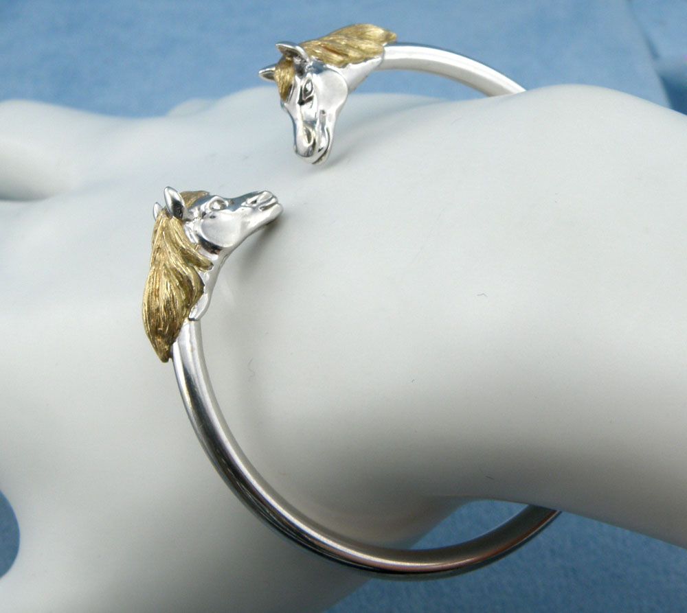 KABANA Equestrian Collection-Horse Head 14K Two Tone Gold Bangle Bracelet KABANA Equestrian Collection-Horse Head 14K Two Tone Gold Bangle Bracelet