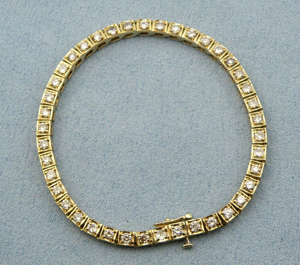 Gorgeous 5.00cttw Diamond Tennis Bracelet in 14K Yellow Gold, 8 inch Gorgeous 5.00cttw Diamond Tennis Bracelet in 14K Yellow Gold, 8 inch
