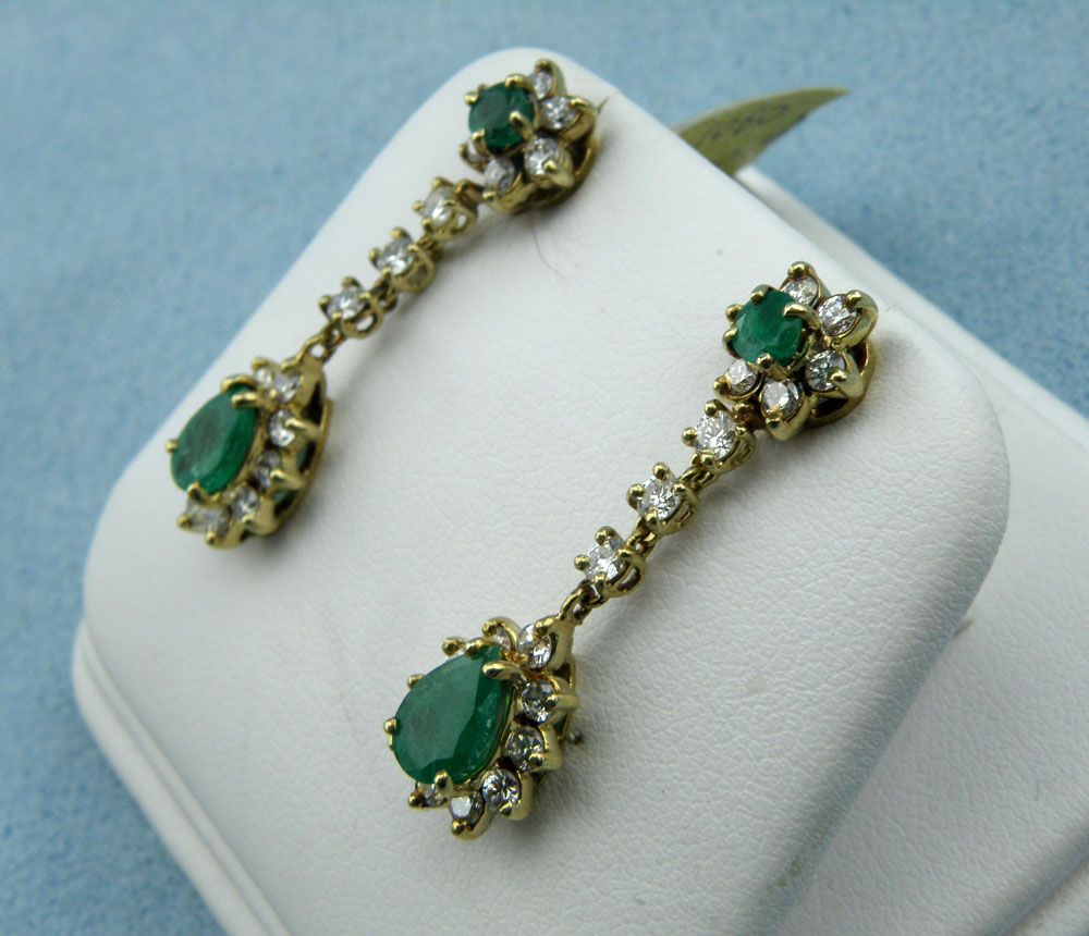 Vintage 3.60cttw Emerald w/Diamond Dangle Earrings w/Jacket set in 14K Yellow Gold Vintage 3.60cttw Emerald w/Diamond Dangle Earrings w/Jacket set in 14K Yellow Gold