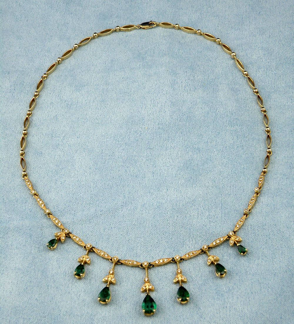 Luxurious "BH" 3.50cttw genuine Emerald w/Diamond Graduated Necklace Set in 14K Yellow Gold Luxurious "BH" 3.50cttw genuine Emerald w/Diamond Graduated Necklace Set in 14K Yellow Gold