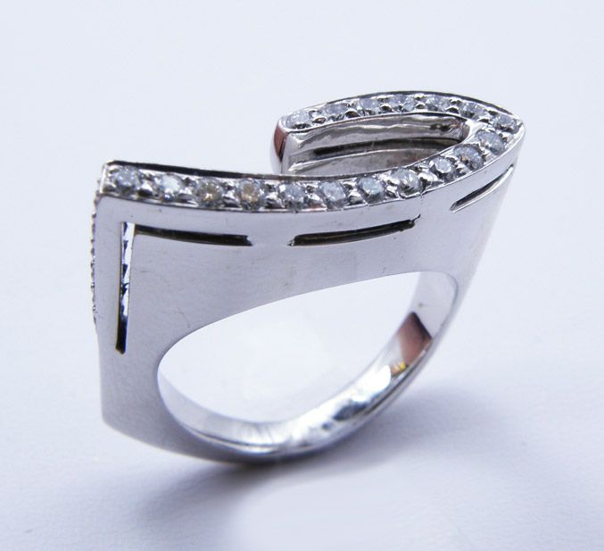 One of Kind Diamond Sculpture 18K White Gold Ring - Size 6.25 One of Kind Diamond Sculpture 18K White Gold Ring - Size 6.25