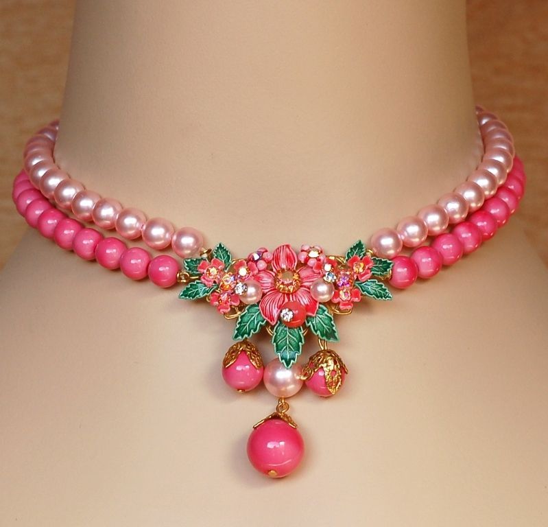 Pink Rhinestone Floral Necklace Earring Set Pink Rhinestone Floral Necklace Earring Set
