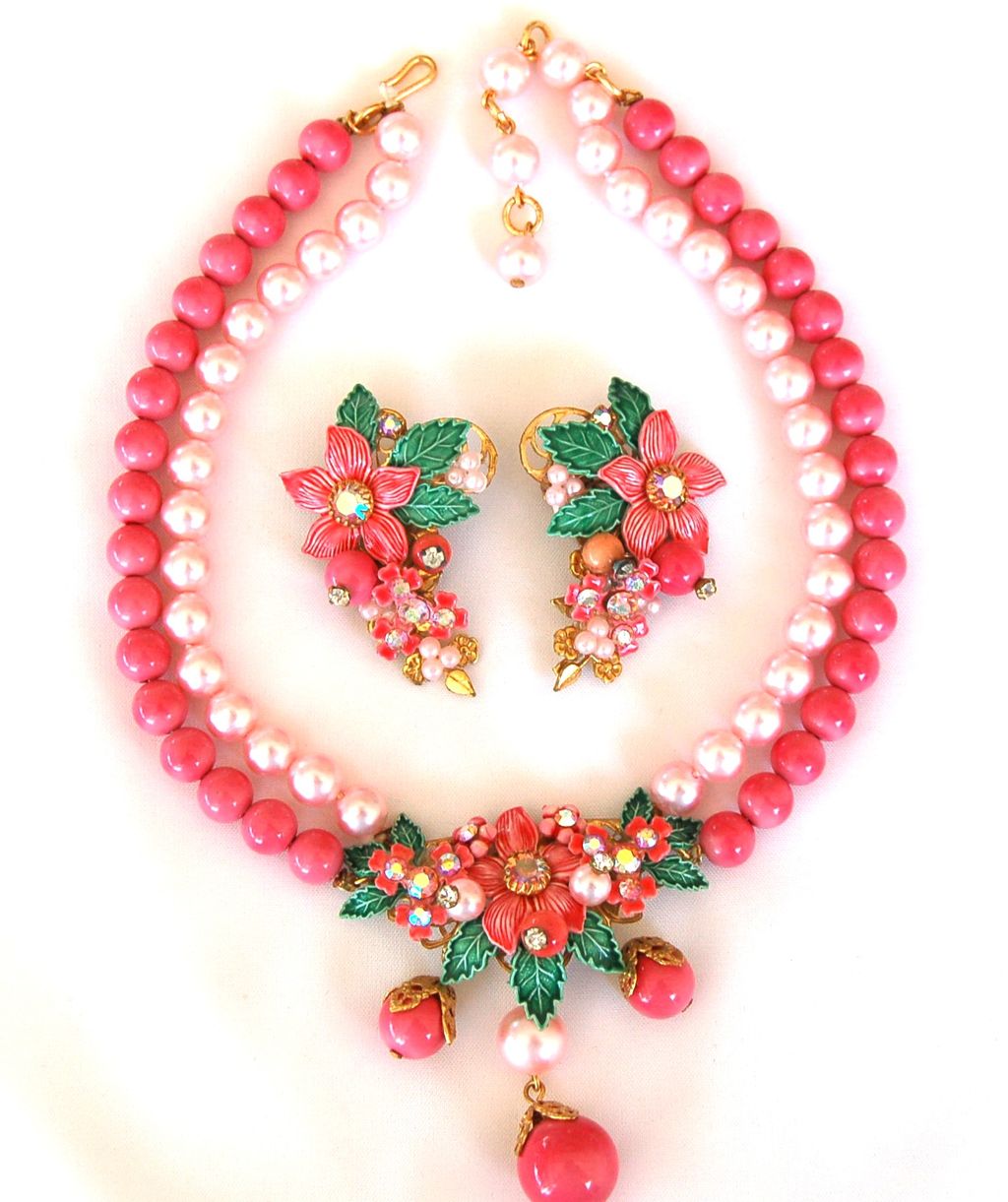 Pink Rhinestone Floral Necklace Earring Set Pink Rhinestone Floral Necklace Earring Set