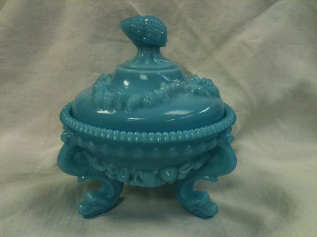 PV France Portieux Vallerysthal Shell & Dolphin Covered Candy Bowl Opaque Blue PV France Portieux Vallerysthal Shell & Dolphin Covered Candy Bowl Opaque Blue