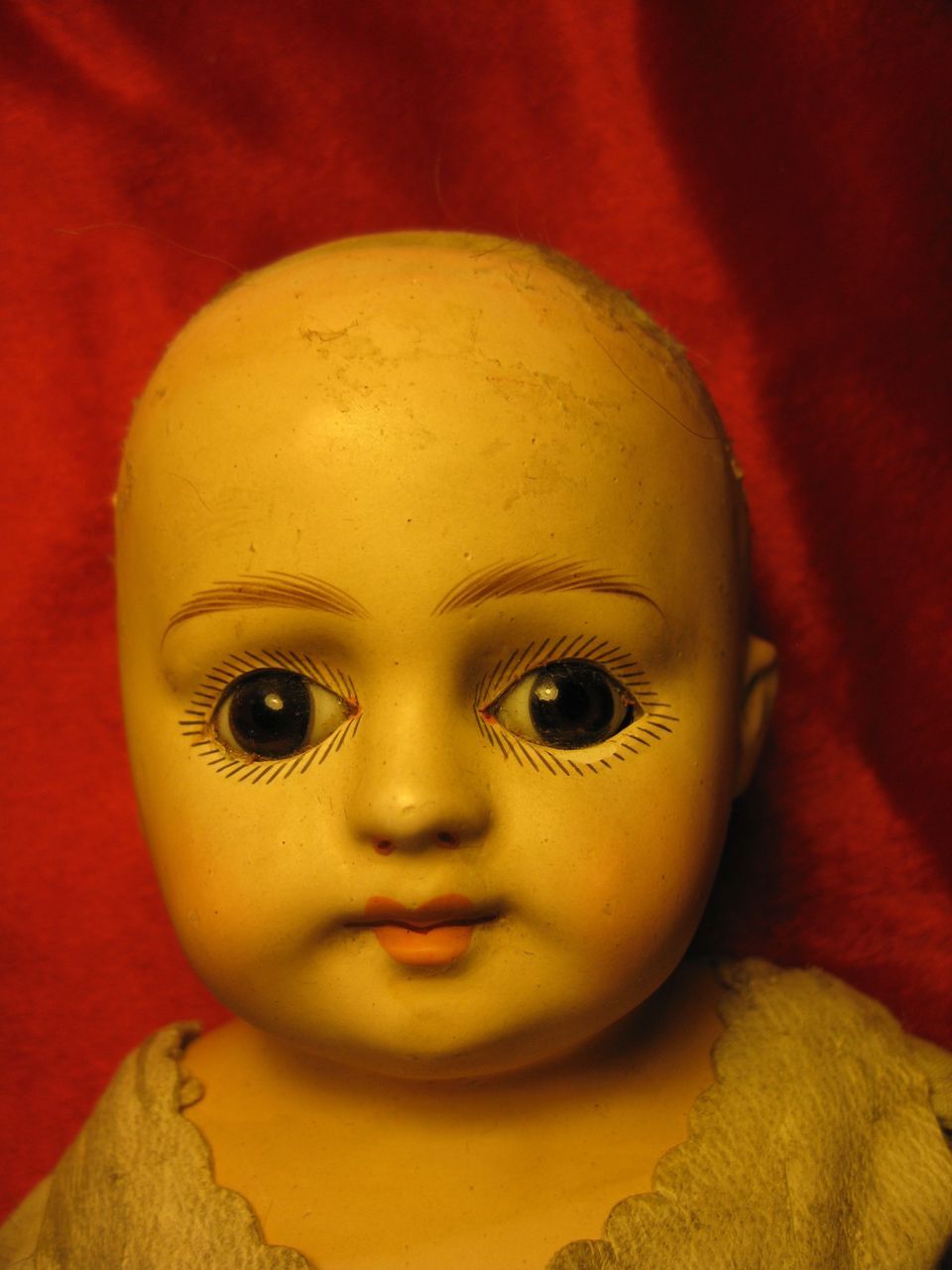 Magnificent 14' glass eyed Paper Mache fashion Bebe with belton style shoulder head. Magnificent 14' glass eyed Paper Mache fashion Bebe with belton style shoulder head.