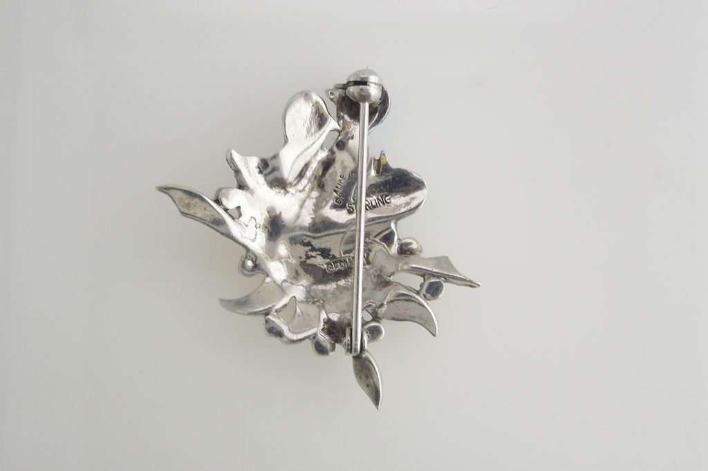 Alice Caviness Enamel Sterling Silver and Marcasite Birds in Nest Pin Alice Caviness Enamel Sterling Silver and Marcasite Birds in Nest Pin