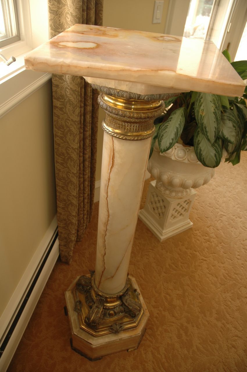 Napoleon III Onyx & Bronze Pedestal, circa 1875 (French) Napoleon III Onyx & Bronze Pedestal, circa 1875 (French)