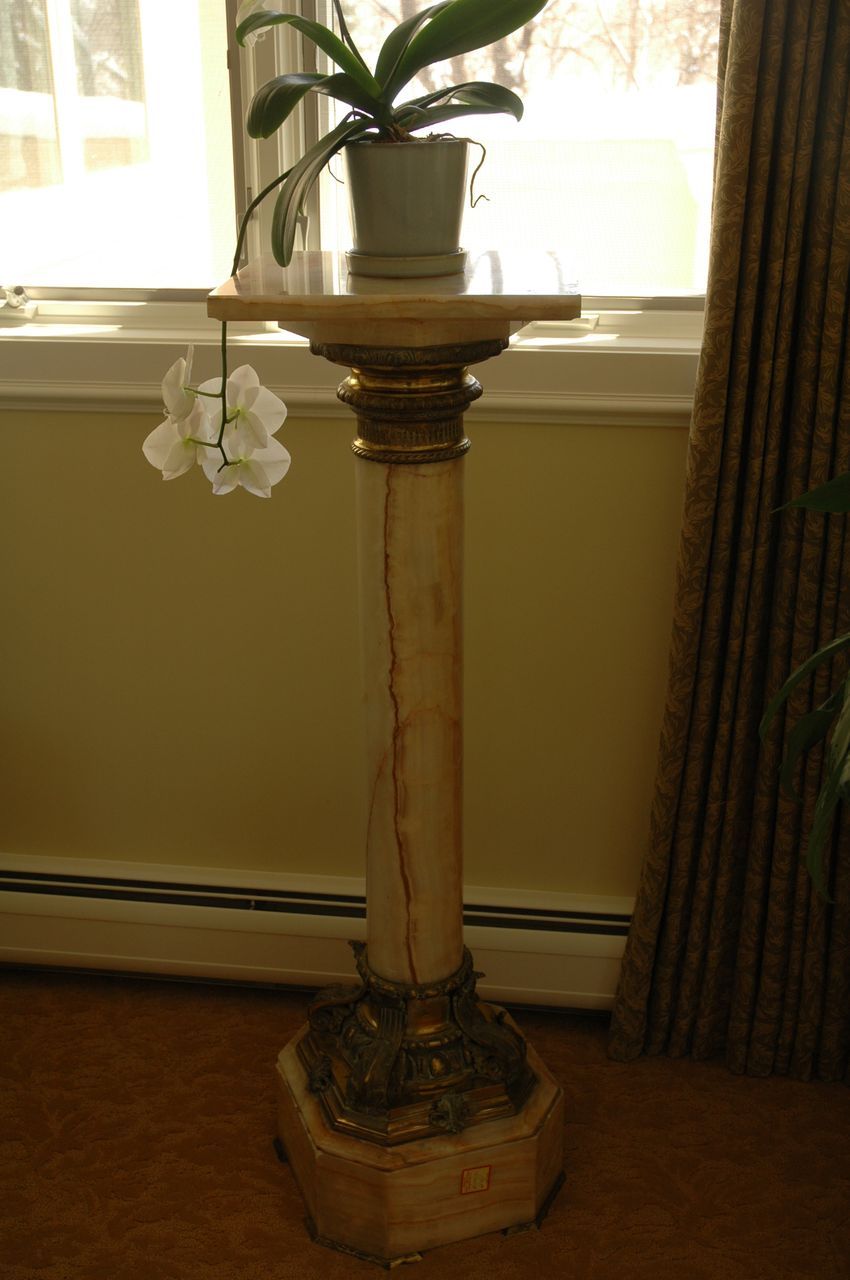Napoleon III Onyx & Bronze Pedestal, circa 1875 (French) Napoleon III Onyx & Bronze Pedestal, circa 1875 (French)