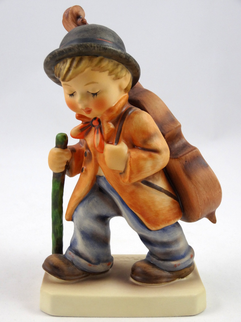 5 1/2" Hummel Figurine ~ Little Cellist ~ Boy Musician with Cello ~ HUM 89/1 ~ TMK-5 ca 1972 5 1/2" Hummel Figurine ~ Little Cellist ~ Boy Musician with Cello ~ HUM 89/1 ~ TMK-5 ca 1972