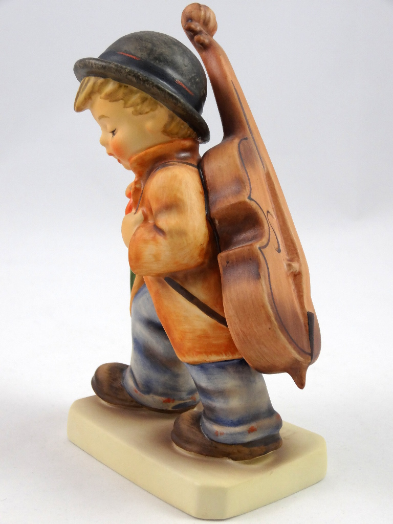 5 1/2" Hummel Figurine ~ Little Cellist ~ Boy Musician with Cello ~ HUM 89/1 ~ TMK-5 ca 1972 5 1/2" Hummel Figurine ~ Little Cellist ~ Boy Musician with Cello ~ HUM 89/1 ~ TMK-5 ca 1972