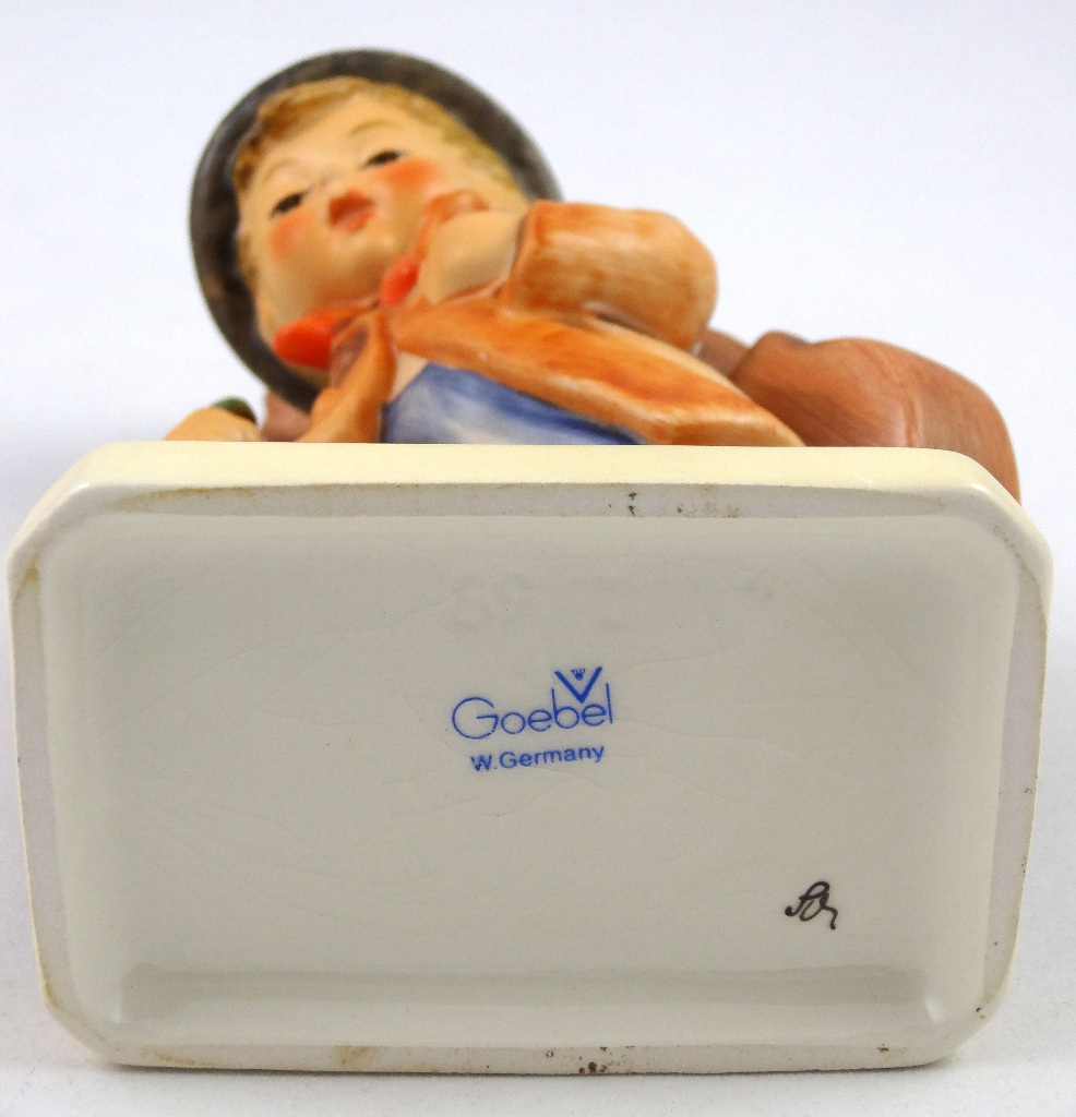 5 1/2" Hummel Figurine ~ Little Cellist ~ Boy Musician with Cello ~ HUM 89/1 ~ TMK-5 ca 1972 5 1/2" Hummel Figurine ~ Little Cellist ~ Boy Musician with Cello ~ HUM 89/1 ~ TMK-5 ca 1972