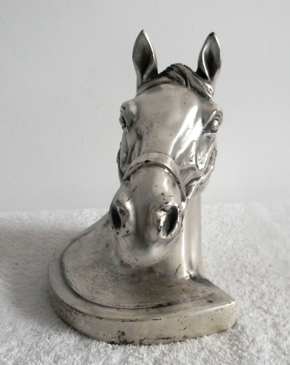 Philadelphia Mfg Co pair of horse head bookends - silver plated Philadelphia Mfg Co pair of horse head bookends - silver plated
