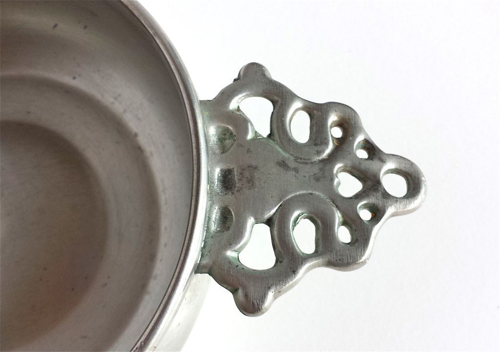 Woodbury Pewterers Porringer Woodbury Pewterers Porringer