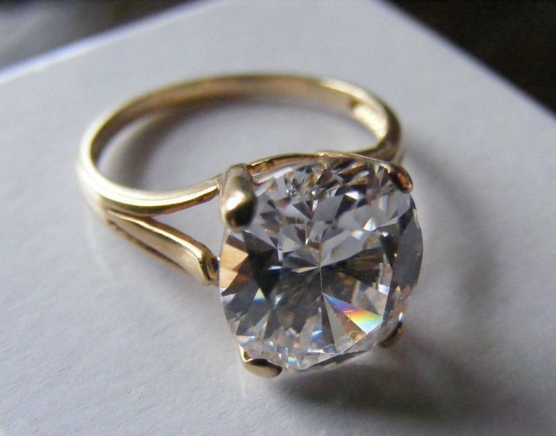 http://image0-rubylane.s3.amazonaws.com/shops/1113469/23000158.1L.jpg