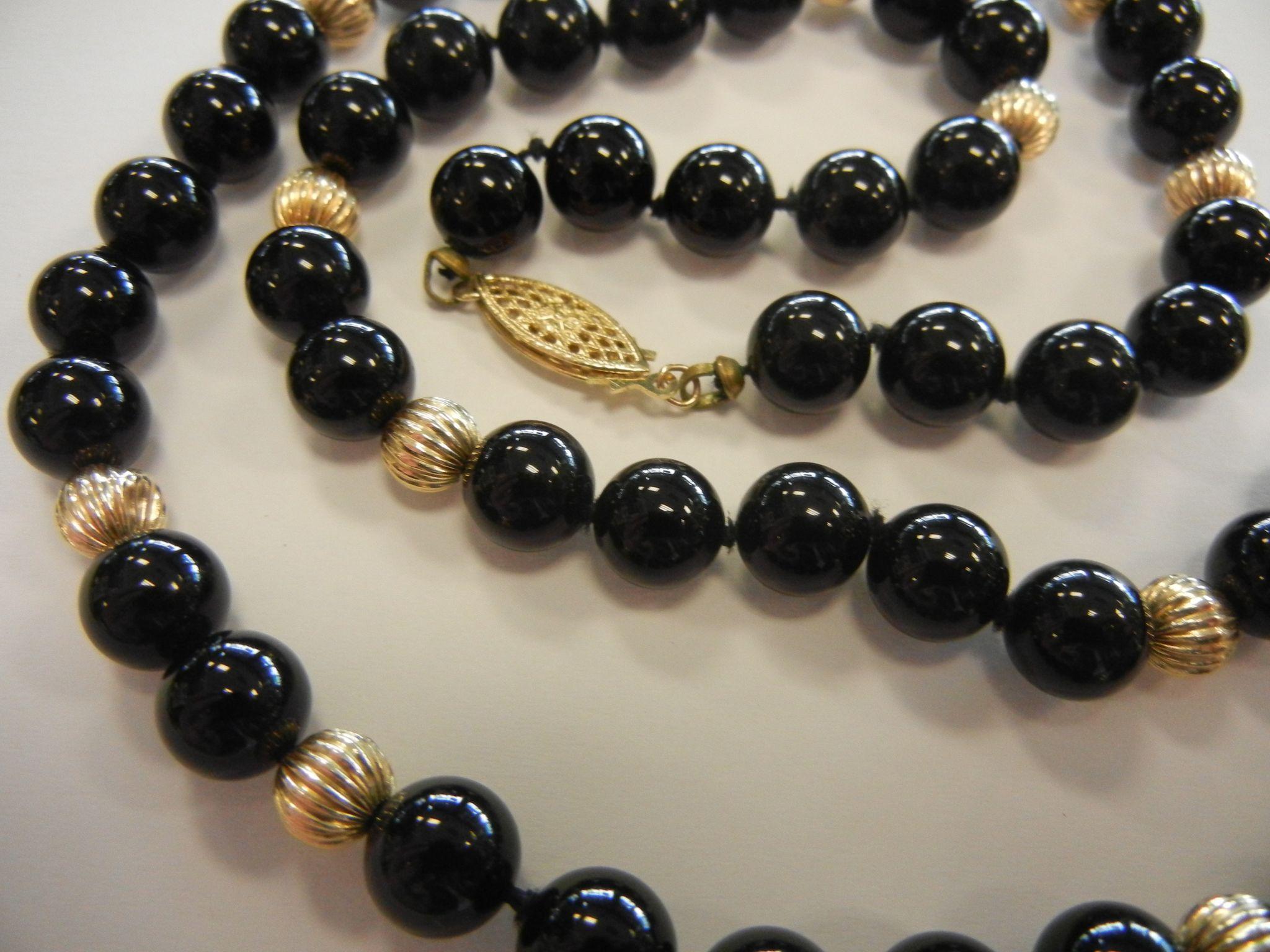 onyx beads necklace