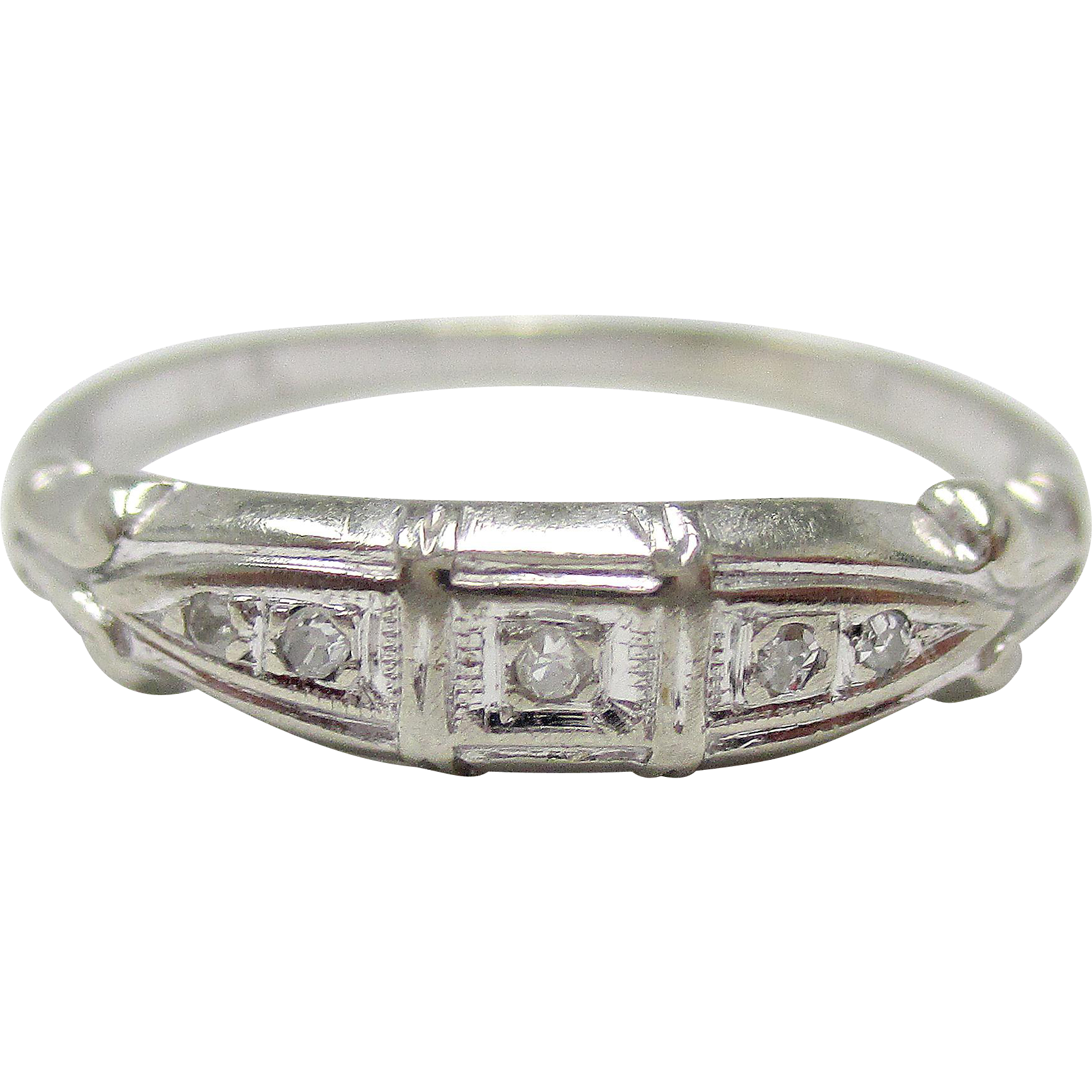 Very Pretty 14K White Gold Diamond Ring Very Pretty 14K White Gold Diamond Ring