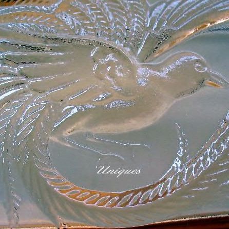 Tiara Exclusives Glass Coral Empress Jewel Box 1983 Exotic Bird Tiara Exclusives Glass Coral Empress Jewel Box 1983 Exotic Bird