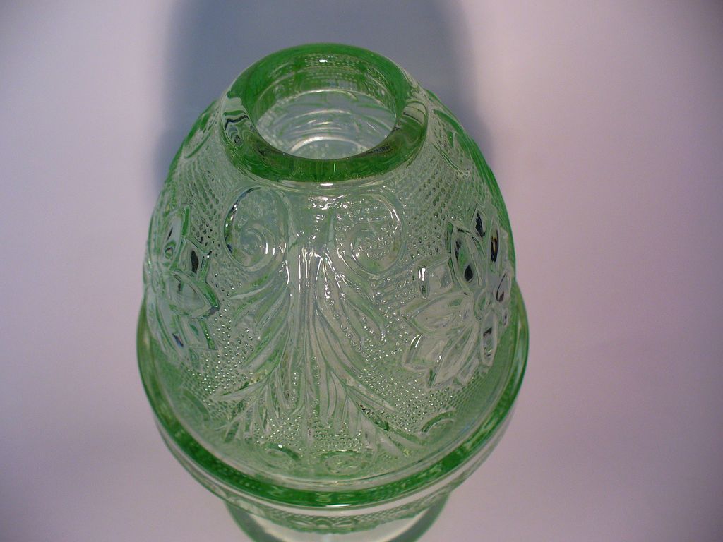 Elegant Tiara Glass Green Sandwich Glass Fairy Lamp Elegant Tiara Glass Green Sandwich Glass Fairy Lamp