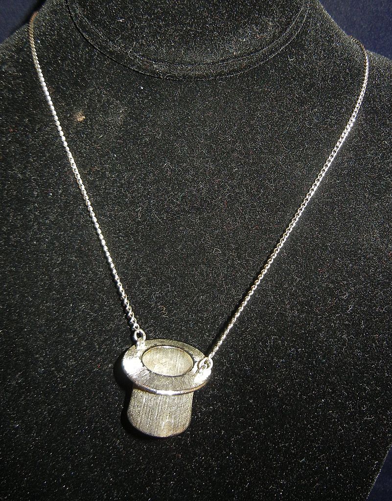 Vintage signed Florenza top hat necklace Vintage signed Florenza top hat necklace