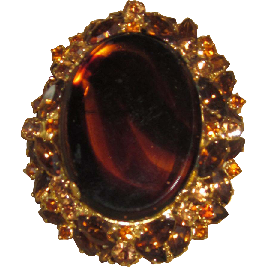 Juliana - Large Layered Brooch Juliana - Large Layered Brooch