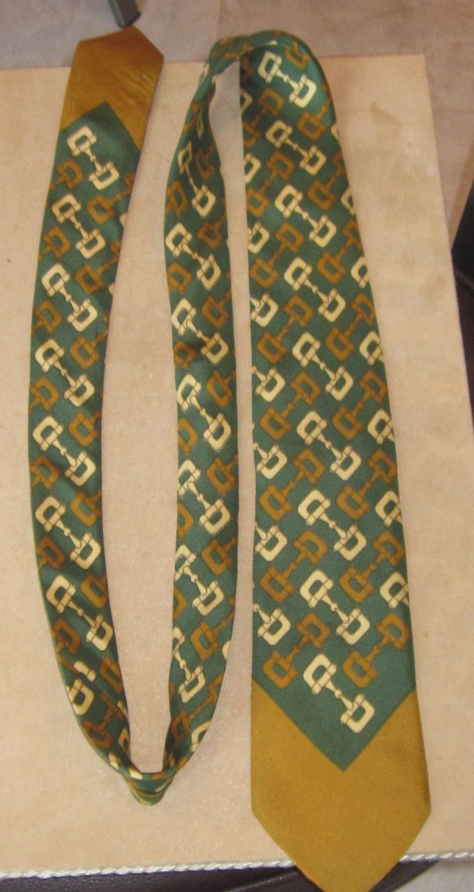 Gucci- Vintage Men's Tie Horse Bit Pattern Gucci- Vintage Men's Tie Horse Bit Pattern