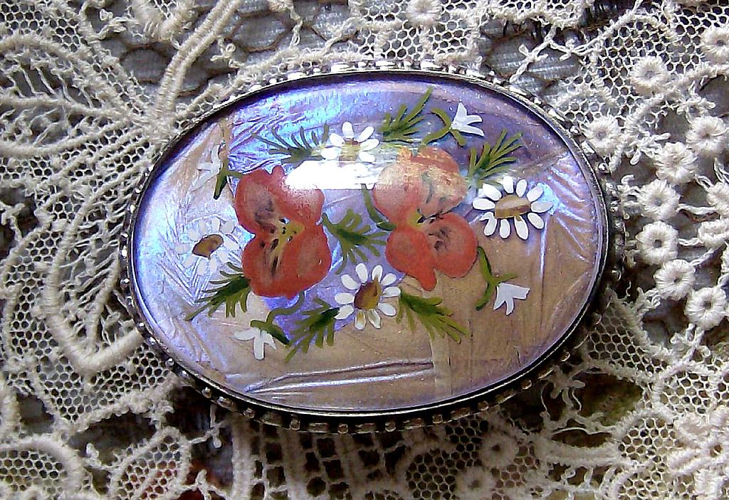 Handpainted Daisy & Roses Blue Morpho Butterfly Wing Brooch Handpainted Daisy & Roses Blue Morpho Butterfly Wing Brooch