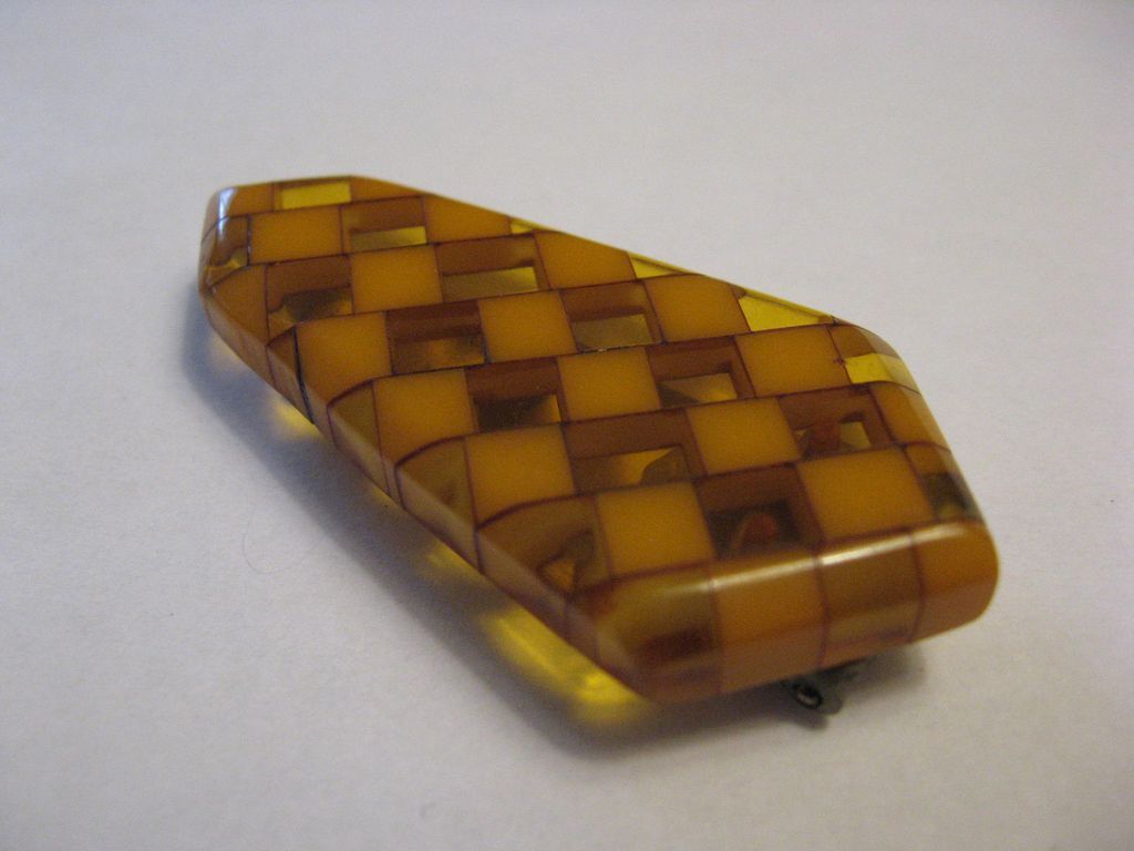 Bakelite Geometric Brooch/Dress Clip Bakelite Geometric Brooch/Dress Clip