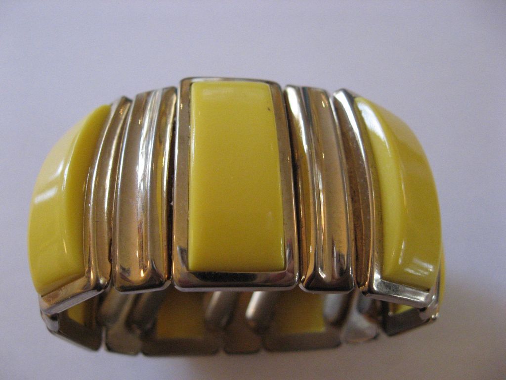 Vintage 50/60's Expandable Bracelet Vintage 50/60's Expandable Bracelet