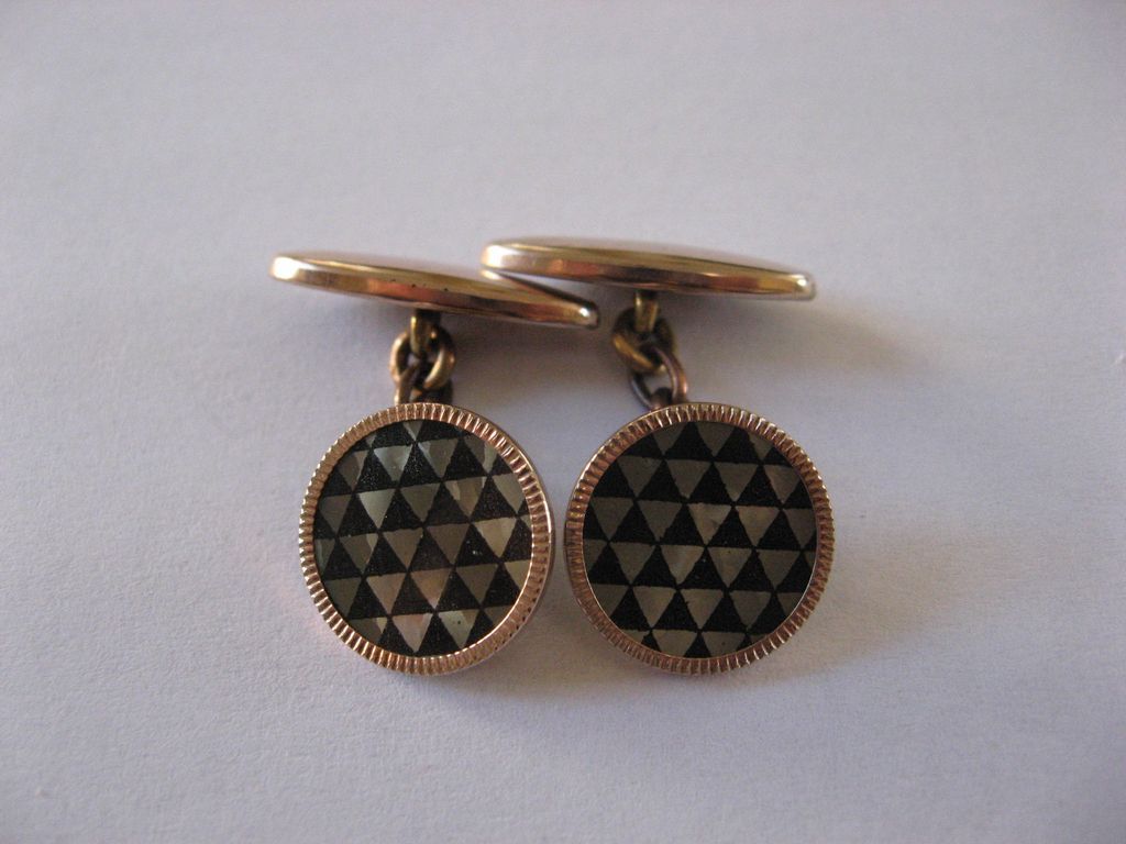 Art Deco Mother of Pearl Geometric Cuff Links Art Deco Mother of Pearl Geometric Cuff Links