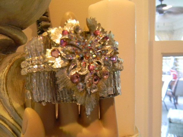 Beaded Mesh Bracelet With Aurora Borealis Pink & Silver Leaf Beaded Mesh Bracelet With Aurora Borealis Pink & Silver Leaf
