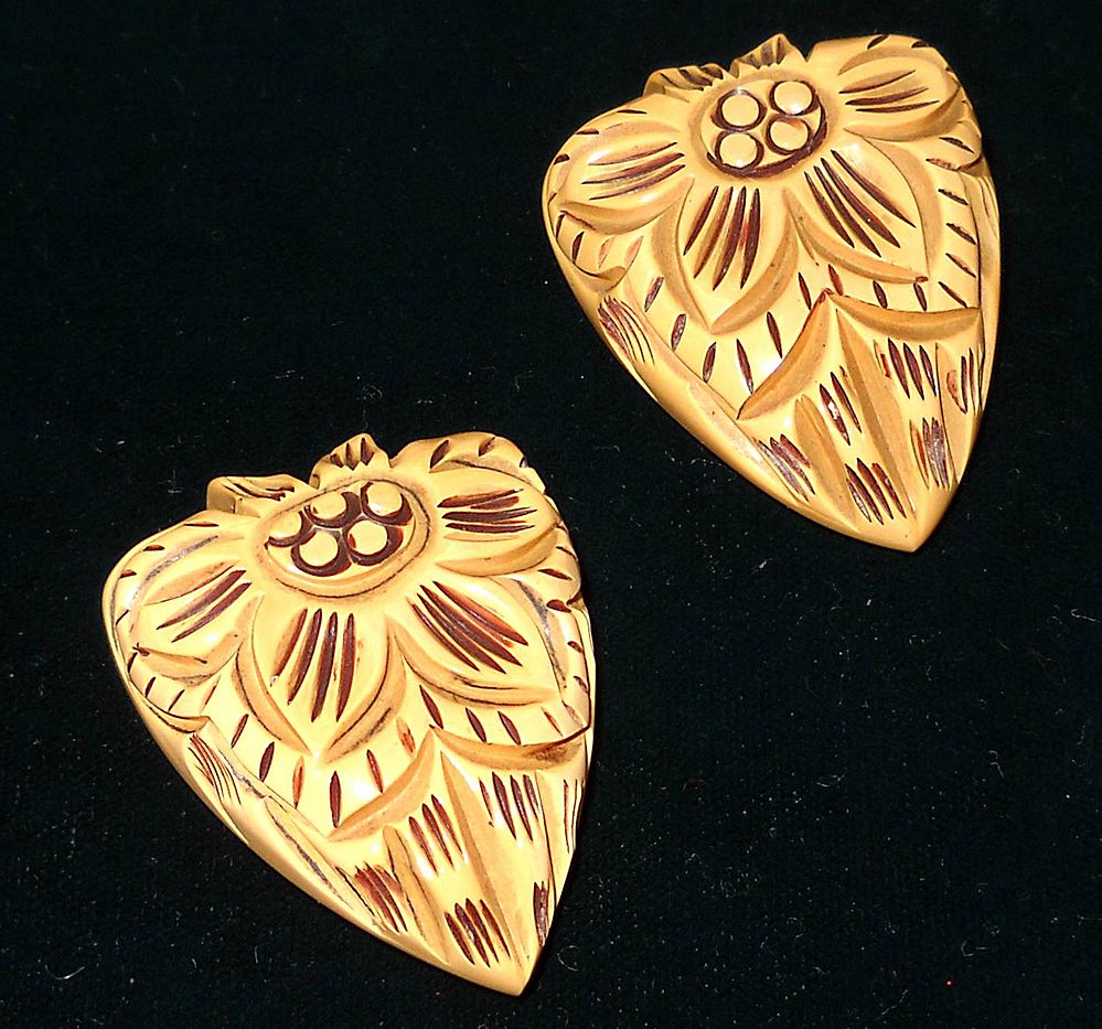 Vintage Carved Ivory Bakelite Dress Clips Vintage Carved Ivory Bakelite Dress Clips