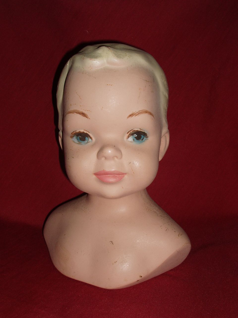 Vintage Boy Mannequin Bust. Adorable! Excellent Condition. Vintage Boy Mannequin Bust. Adorable! Excellent Condition.