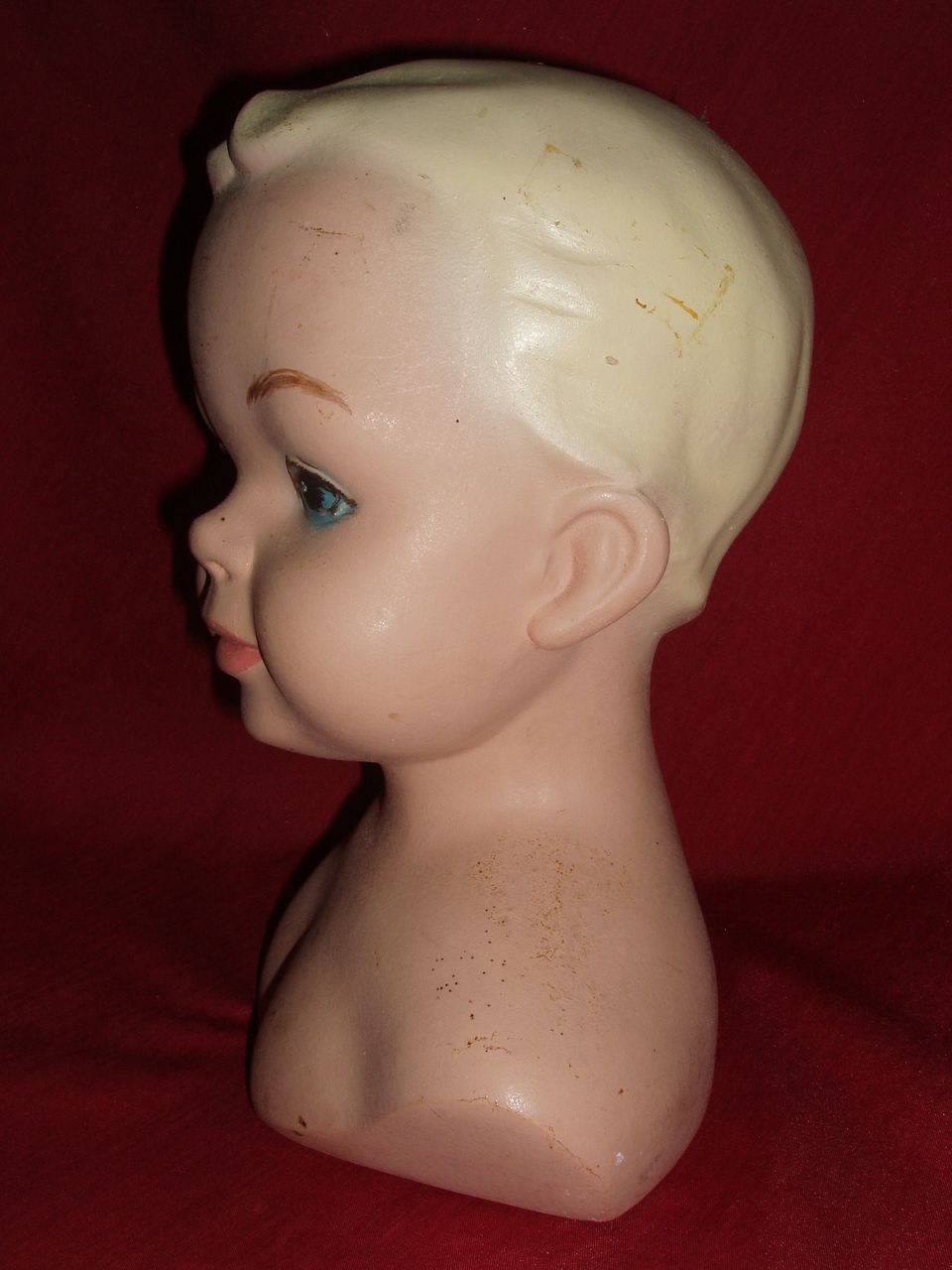 Vintage Boy Mannequin Bust. Adorable! Excellent Condition. Vintage Boy Mannequin Bust. Adorable! Excellent Condition.