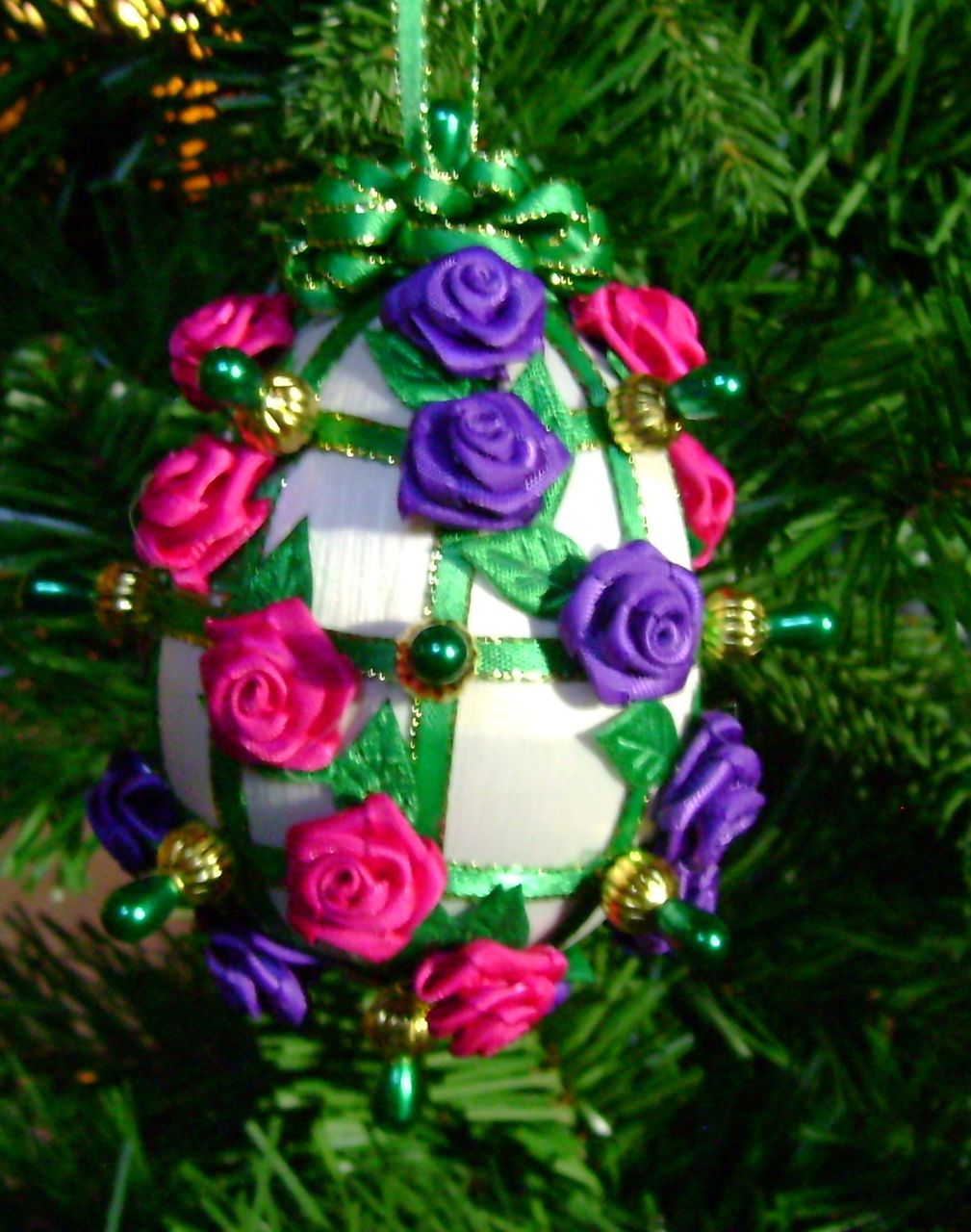 Bed of Roses Ornament---Hot Pink and Purple Bed of Roses Ornament---Hot Pink and Purple
