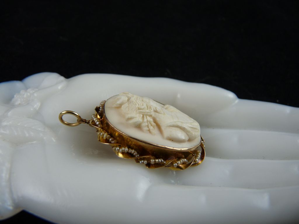 Victorian Angel Skin Coral Cameo Pendant 10K Seed Pearl Setting Victorian Angel Skin Coral Cameo Pendant 10K Seed Pearl Setting