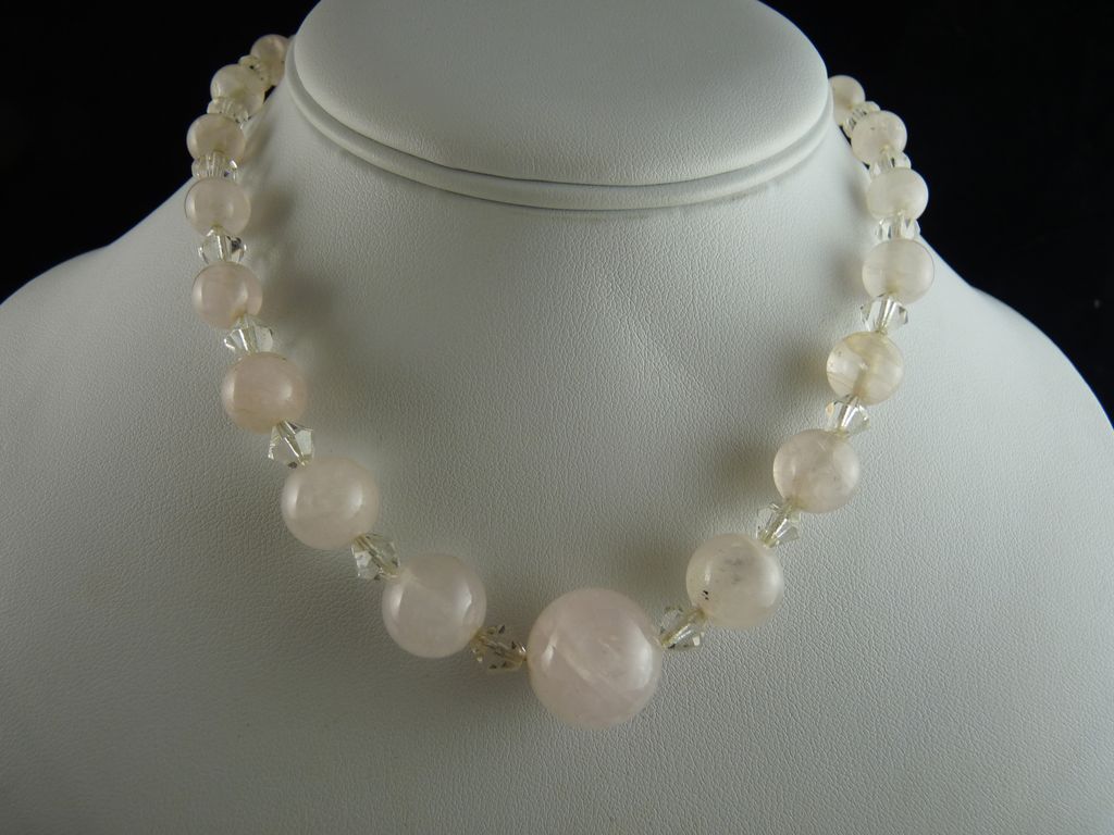 Art Deco Graduated Rose Quartz Bead Necklace Art Deco Graduated Rose Quartz Bead Necklace