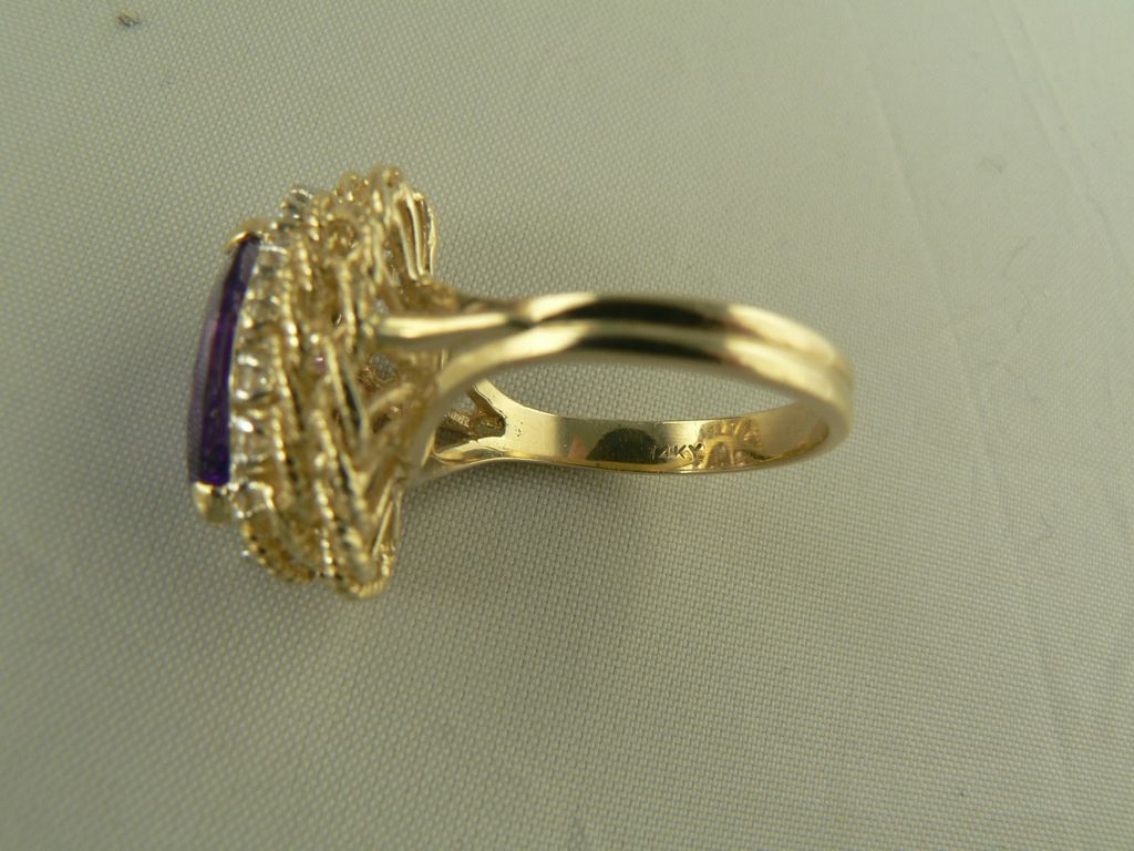 Gorgeous Amethyst Diamond Estate Ring Gorgeous Amethyst Diamond Estate Ring
