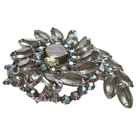 Big vintage Juliana rhinestone brooch colors of the sea Big vintage Juliana rhinestone brooch colors of the sea