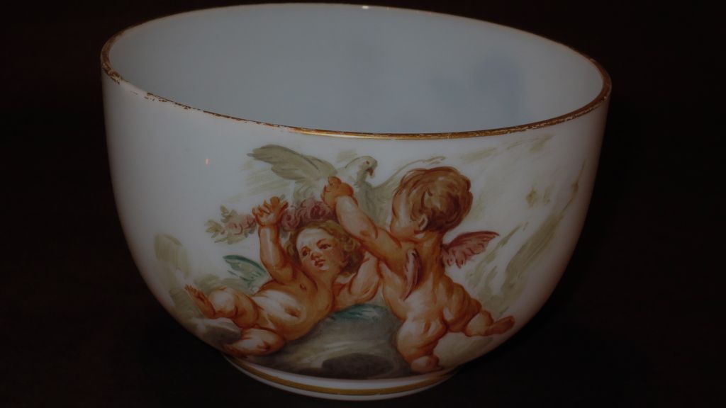 Fine Pair Baccarat Fiery Opalescent Bowls w/Cherubs Artist E. Froger Fine Pair Baccarat Fiery Opalescent Bowls w/Cherubs Artist E. Froger