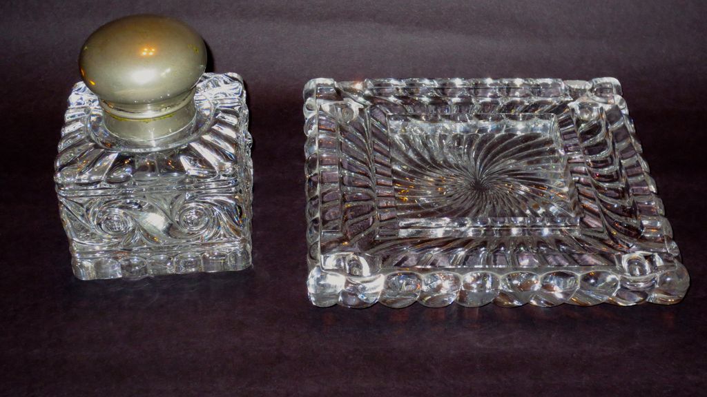 Huge Baccarat Russe (Russian) Pattern Inkwell w/ Undertray Huge Baccarat Russe (Russian) Pattern Inkwell w/ Undertray