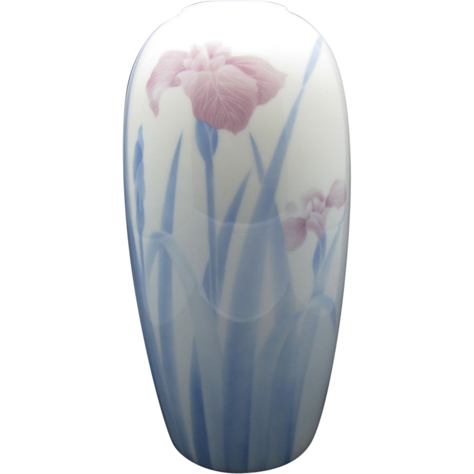 Fukagawa Japanese Porcelain Vase Iris in the mist from unsignedbeauty
