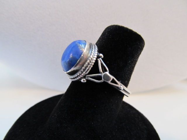Vintage Sterling Silver Lapis Ring Vintage Sterling Silver Lapis Ring