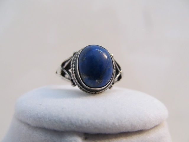 Vintage Sterling Silver Lapis Ring Vintage Sterling Silver Lapis Ring