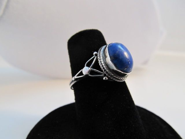 Vintage Sterling Silver Lapis Ring Vintage Sterling Silver Lapis Ring