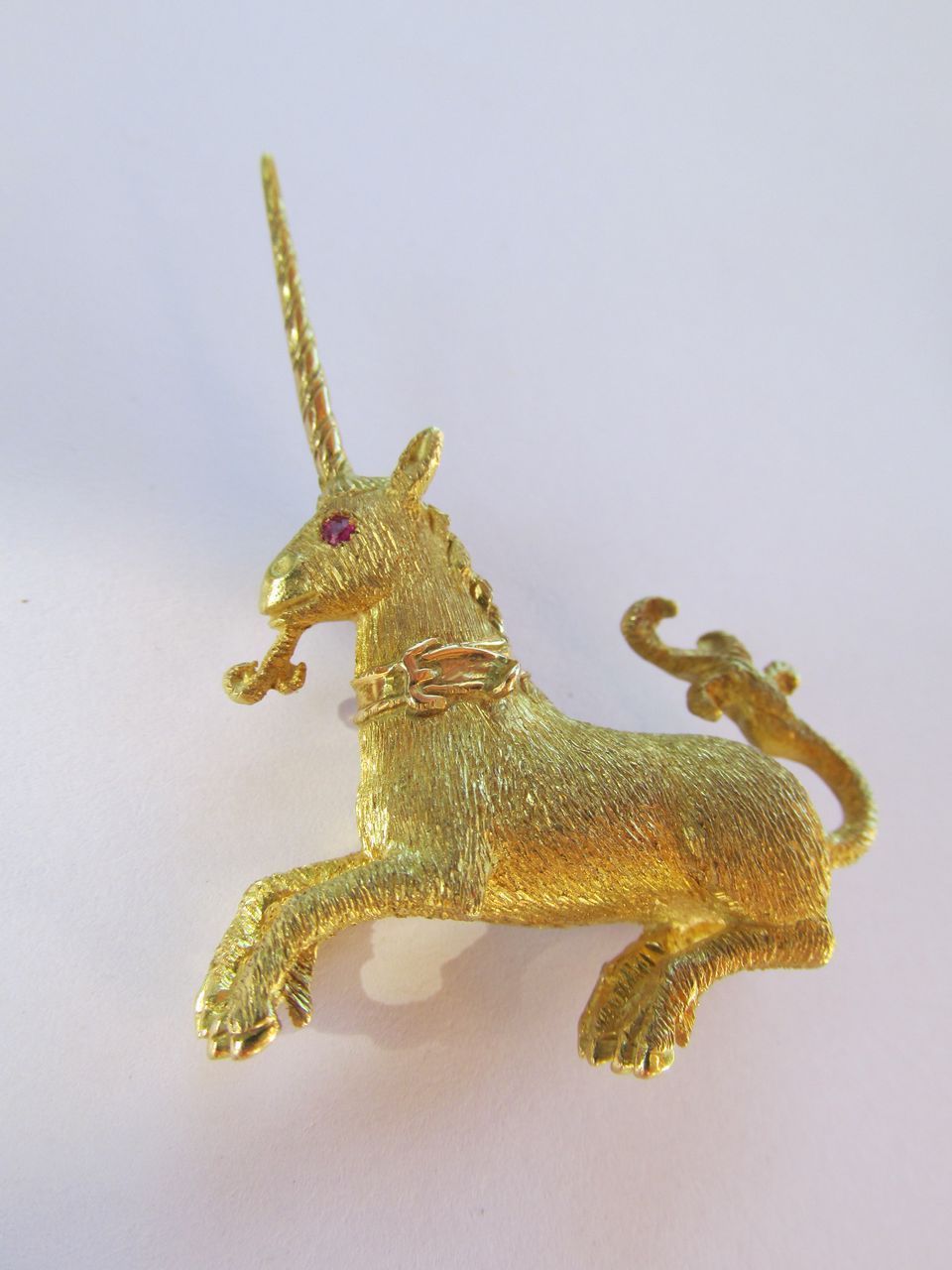 *On Hold For Nadia* Signed 18K Yellow Gold Unicorn 13.60 grams Vintage Brooch Pin With Ruby *On Hold For Nadia* Signed 18K Yellow Gold Unicorn 13.60 grams Vintage Brooch Pin With Ruby