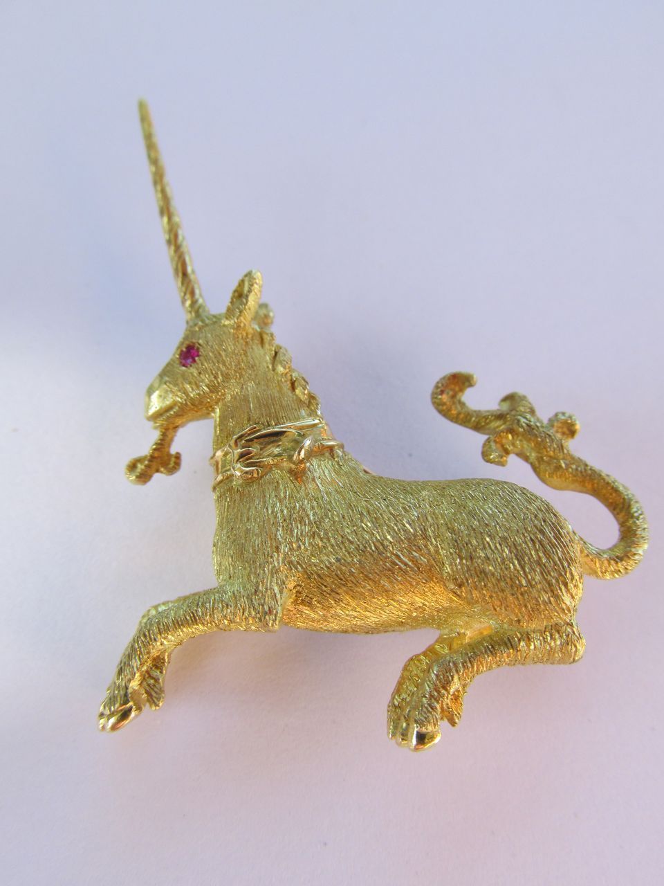 *On Hold For Nadia* Signed 18K Yellow Gold Unicorn 13.60 grams Vintage Brooch Pin With Ruby *On Hold For Nadia* Signed 18K Yellow Gold Unicorn 13.60 grams Vintage Brooch Pin With Ruby