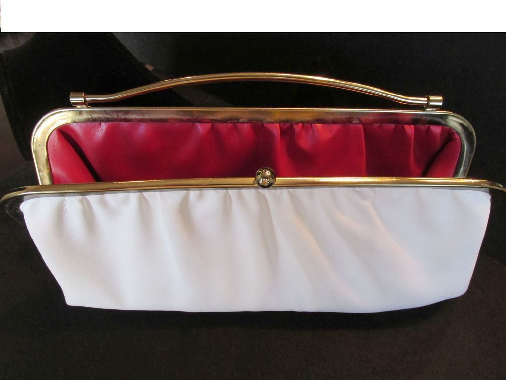 Vintage White Clutch Purse Bag With Red Interior Vintage White Clutch Purse Bag With Red Interior