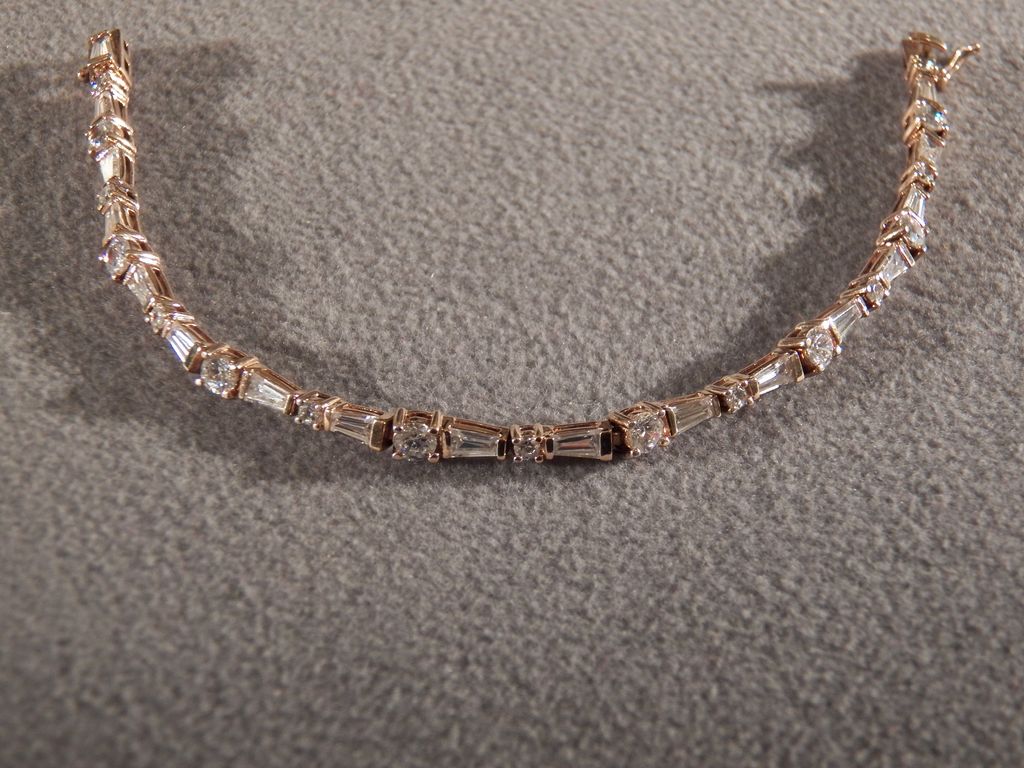 vintage Sterling Silver Round Baguette White Cubic Zirconia Tennis Bracelet vintage Sterling Silver Round Baguette White Cubic Zirconia Tennis Bracelet